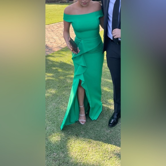 Vince Camuto Maxi-line Plain Long off the shoulder Green - SIZE 2 - Picture 5 of 8